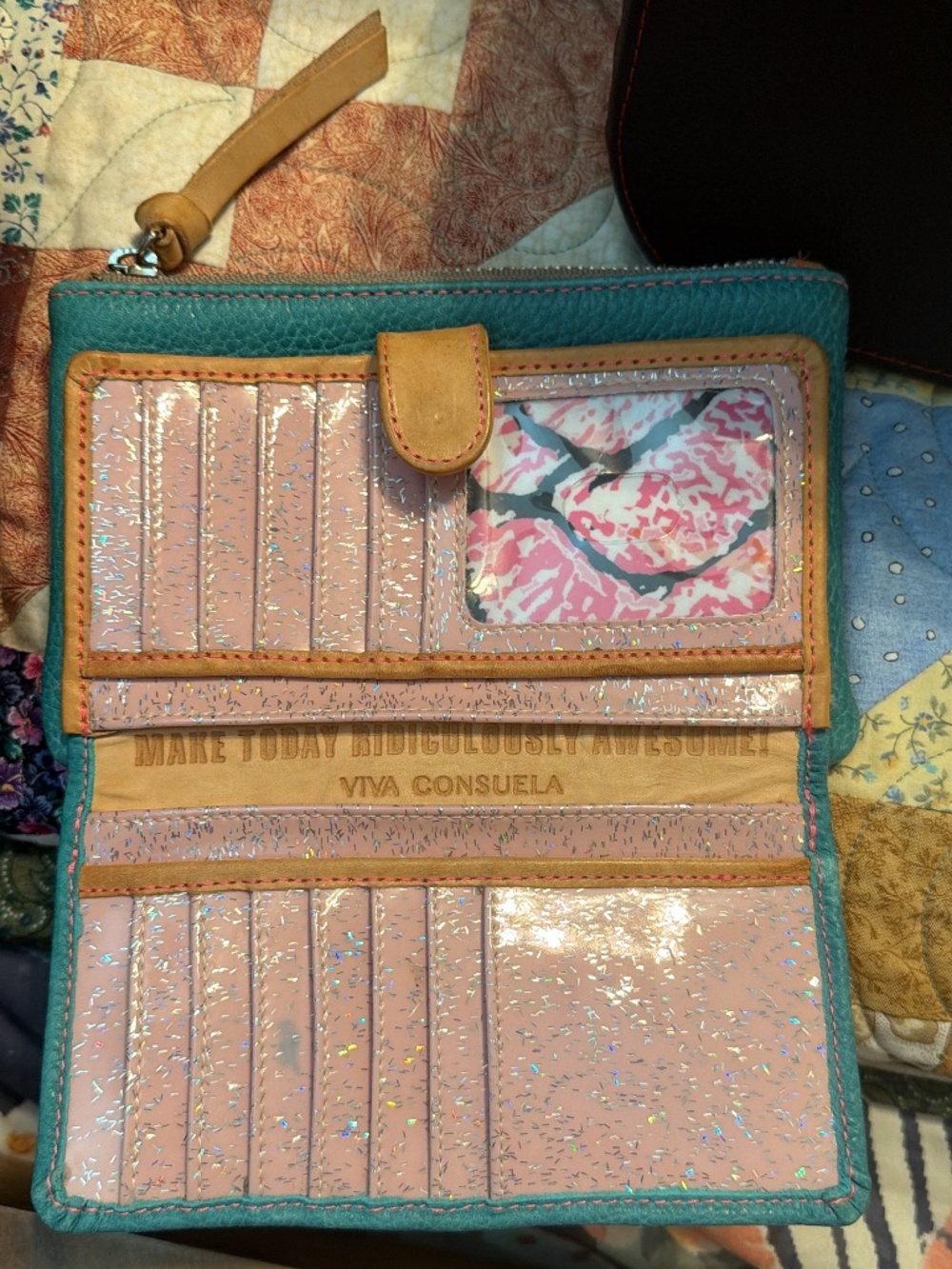 Consuela Wallet